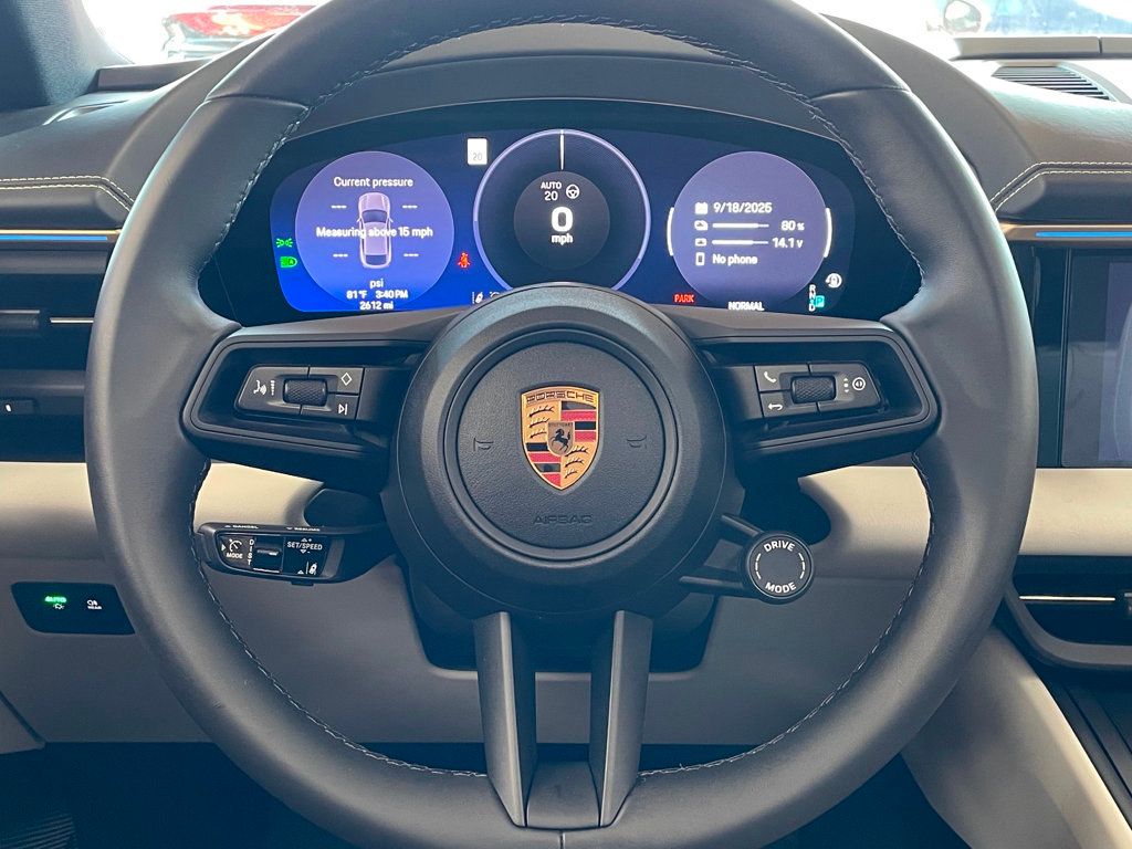 2024 Porsche Macan Electric 4 photo 35