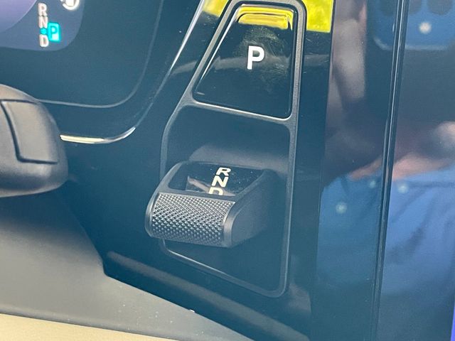 2024 Porsche Macan Electric 4 AWD - 22918614 - 38