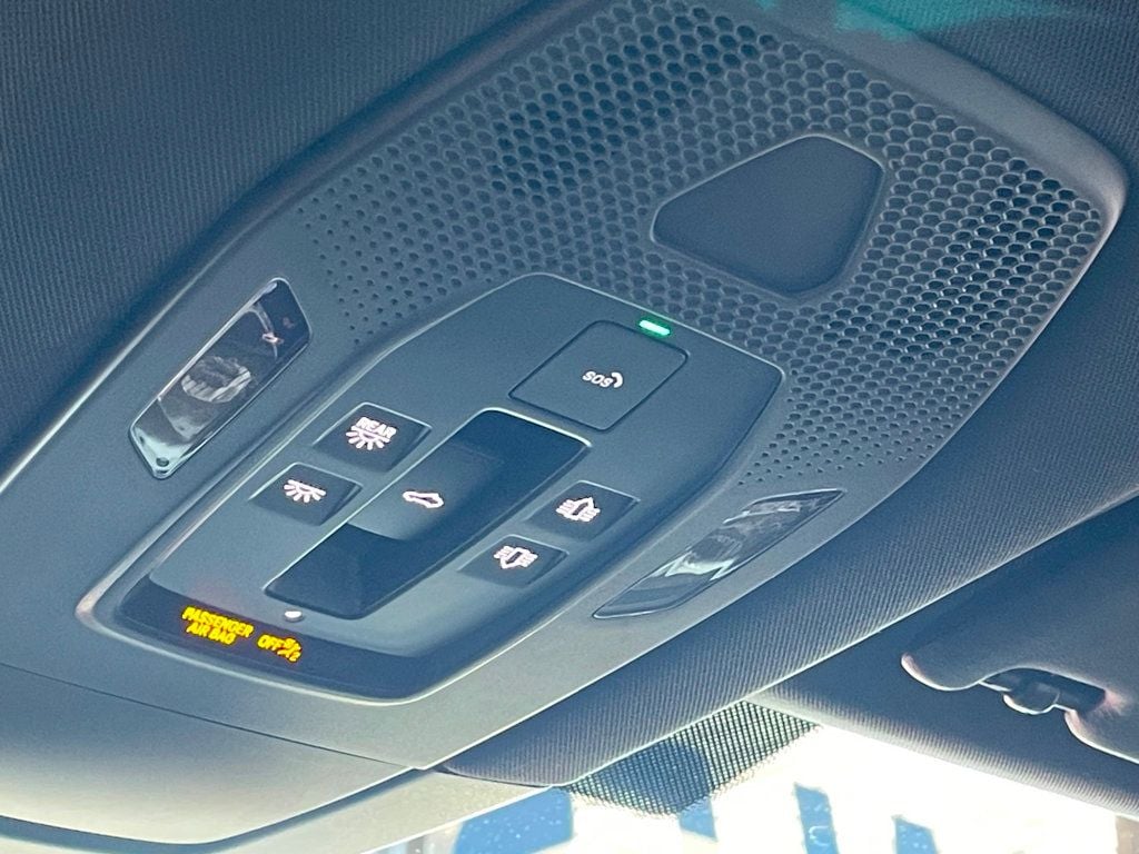 2024 Porsche Macan Electric 4 photo 47
