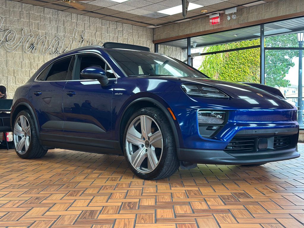 2024 Porsche Macan Electric 4 AWD - 22930926 - 9