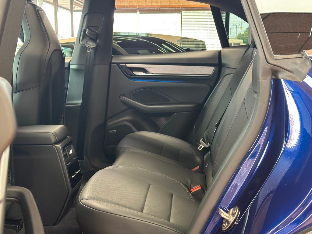 2024 Porsche Macan Electric 4 AWD - 22930926 - 22