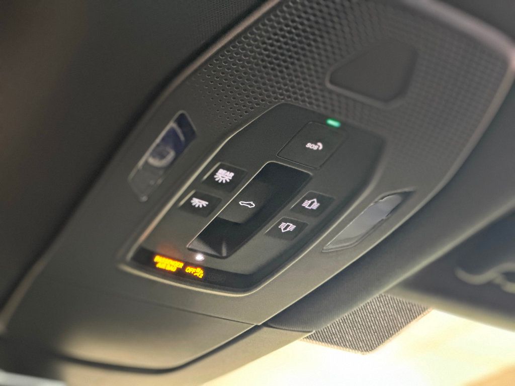 2024 Porsche Macan Electric 4 AWD - 22930926 - 39