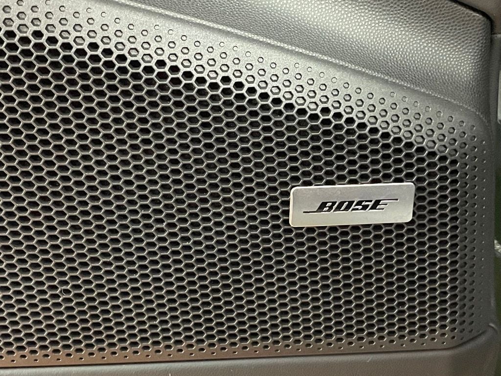 2024 Porsche Macan Electric 4 AWD - 22965551 - 18