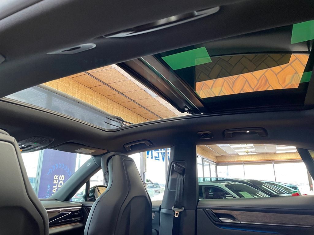 2024 Porsche Macan Electric 4 AWD - 22965551 - 21