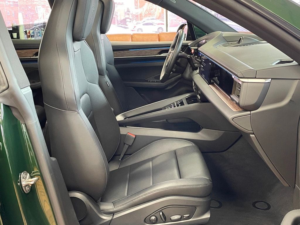 2024 Porsche Macan Electric 4 AWD - 22965551 - 26