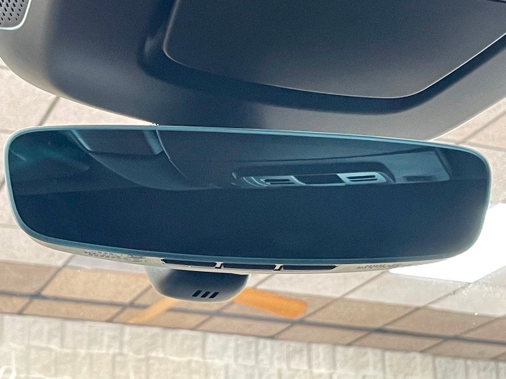 2024 Porsche Macan Electric 4 AWD - 22965551 - 45