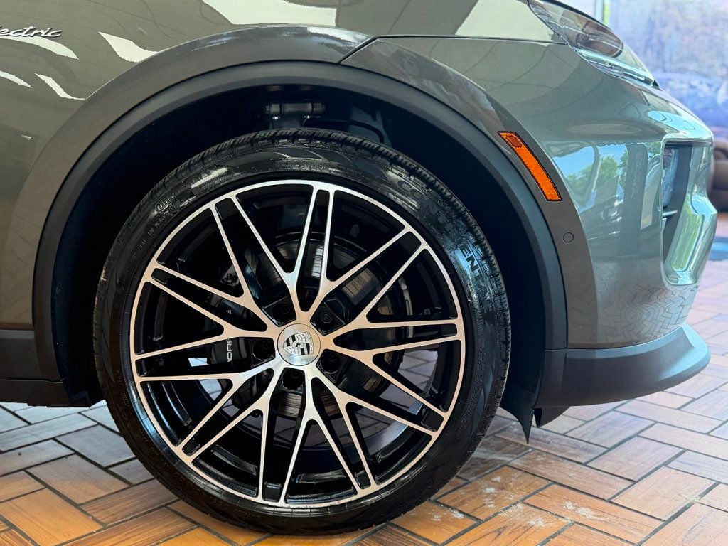 2024 Porsche Macan Electric 4 AWD - 23048734 - 10