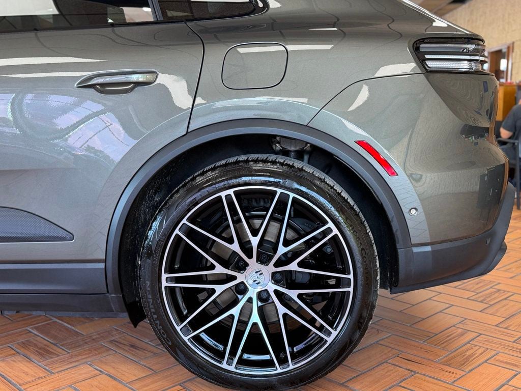 2024 Porsche Macan Electric 4 AWD - 23048734 - 12