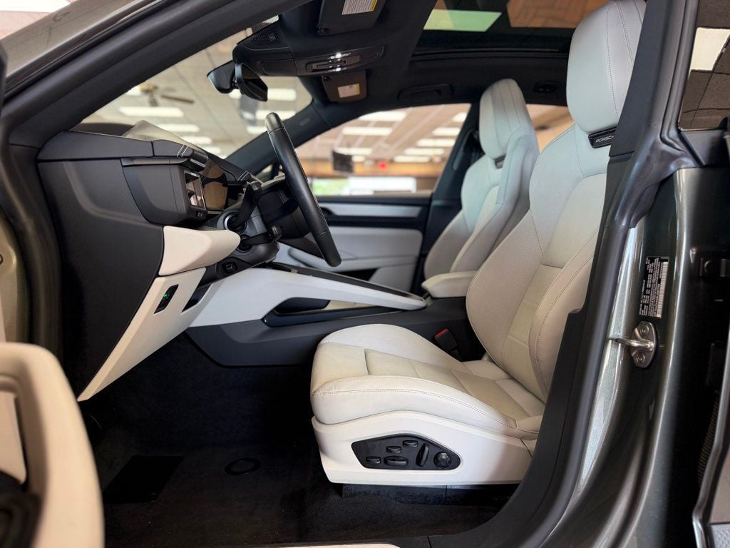 2024 Porsche Macan Electric 4 AWD - 23048734 - 16