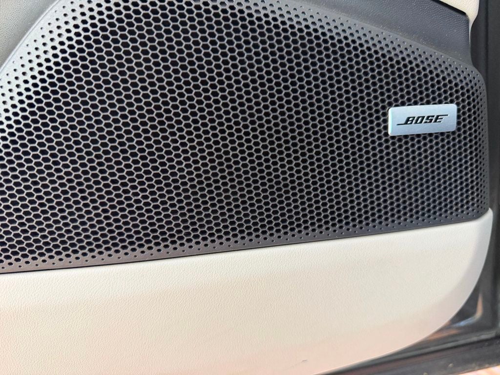2024 Porsche Macan Electric 4 AWD - 23048734 - 19