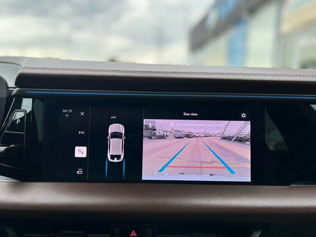 2024 Porsche Macan Electric 4 AWD - 23080742 - 32