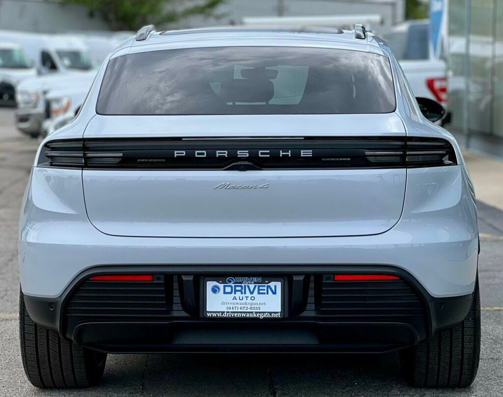2024 Porsche Macan Electric 4 AWD - 23080742 - 3