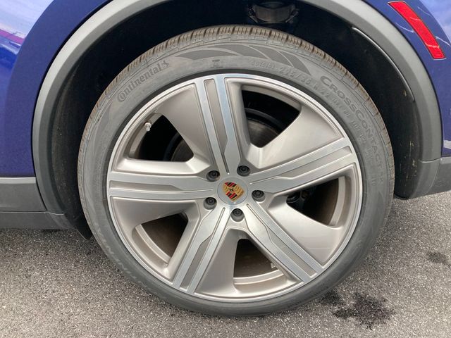 2024 Porsche Macan Electric 4 AWD - 22616426 - 9