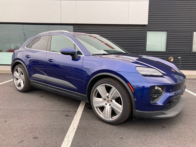 2024 Porsche Macan Electric 4 AWD - 22616426 - 17