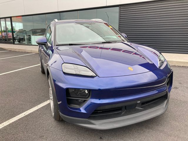 2024 Porsche Macan Electric 4 AWD - 22616426 - 19