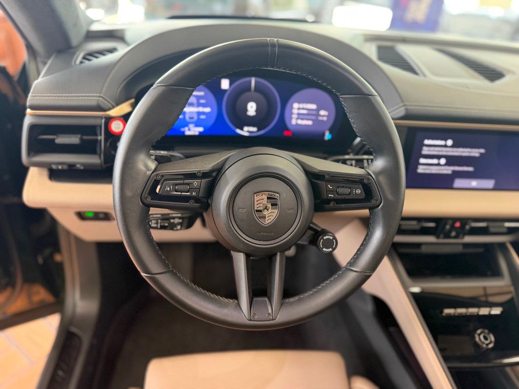 2024 Porsche Macan Electric Turbo AWD - 23033949 - 23