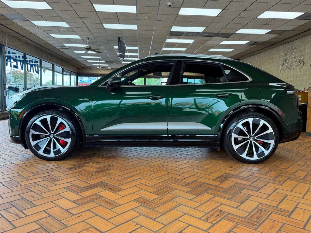 2024 Porsche Macan Electric Turbo AWD - 23033949 - 5