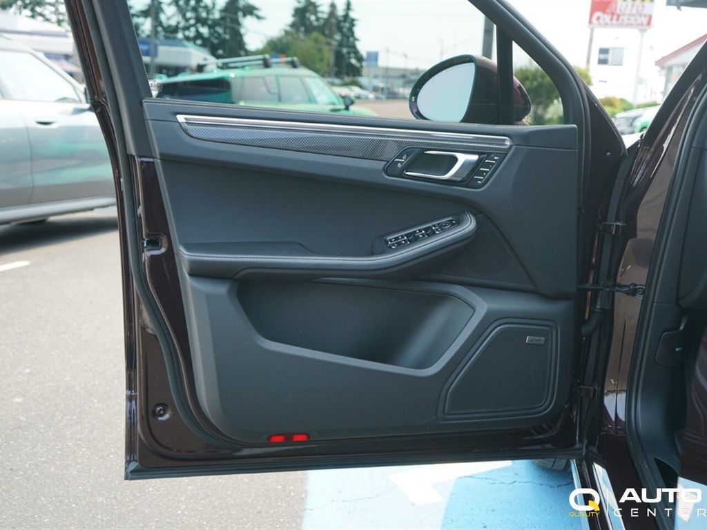 2024 Porsche Macan GTS - 23066226 - 11