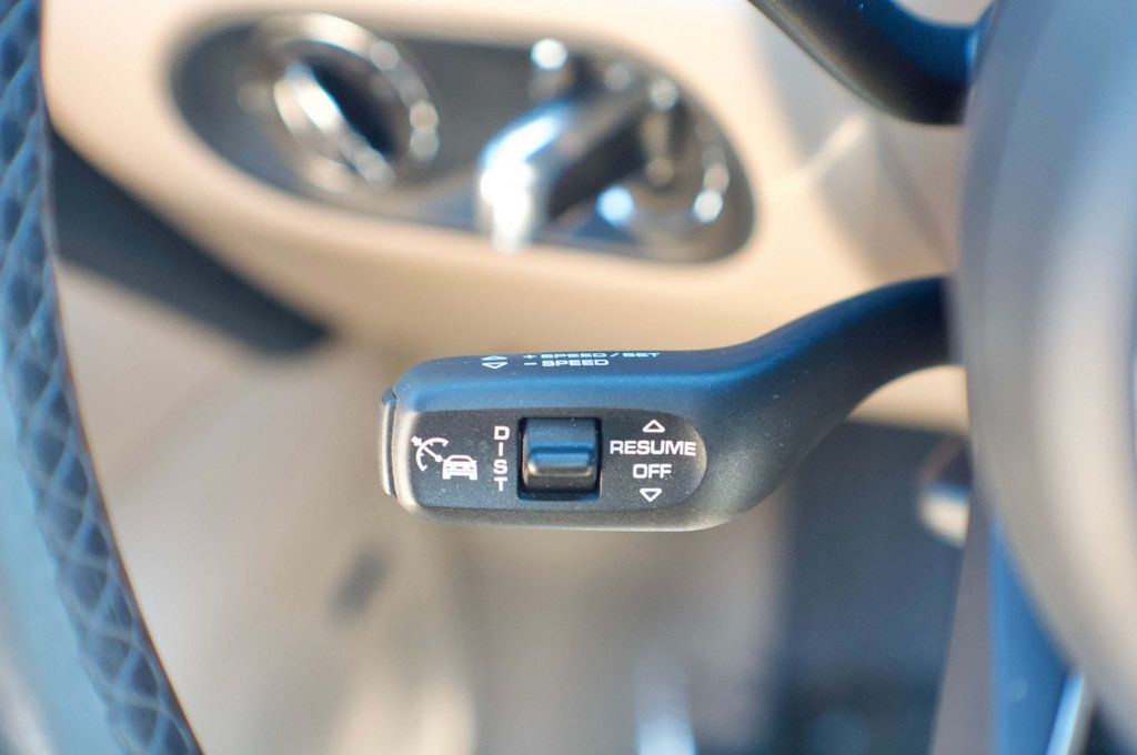 2024 Porsche Macan MSRP$74470/PremiumPlusPkg/Heated&CooledSeats/PanoramicSunroof - 22993061 - 25