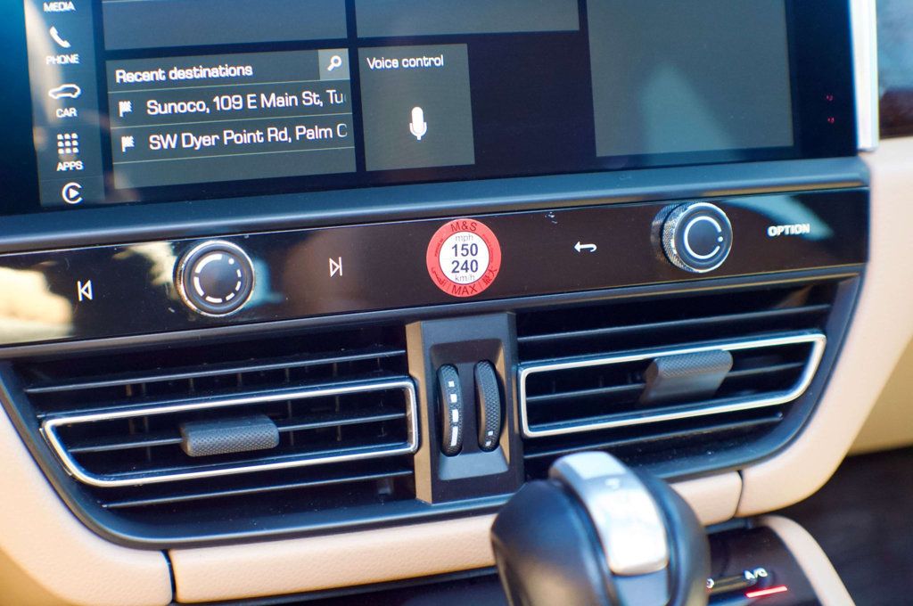 2024 Porsche Macan MSRP$74470/PremiumPlusPkg/Heated&CooledSeats/PanoramicSunroof - 22993061 - 29