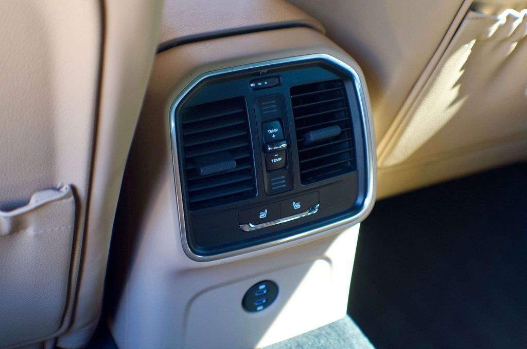 2024 Porsche Macan MSRP$74470/PremiumPlusPkg/Heated&CooledSeats/PanoramicSunroof - 22993061 - 45