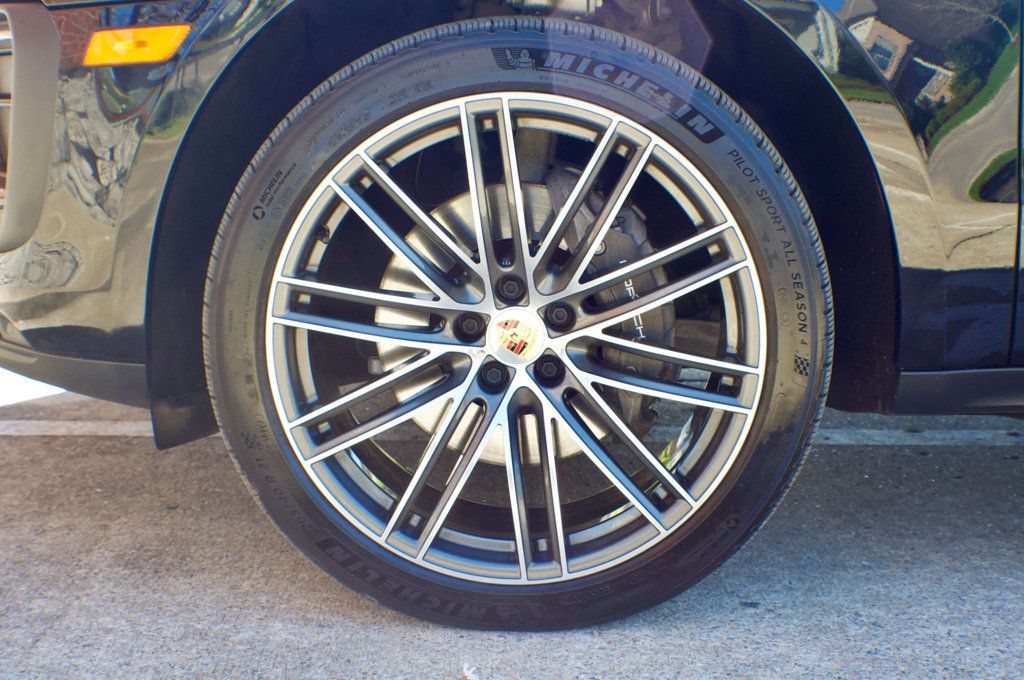 2024 Porsche Macan MSRP$74470/PremiumPlusPkg/Heated&CooledSeats/PanoramicSunroof - 22993061 - 52