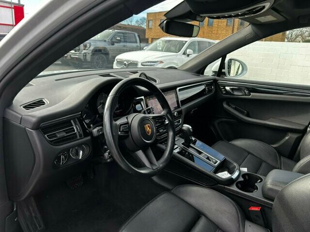 2024 Porsche Macan MSRP$89730/PremiumPlusPkg/PanoramicSunroof/LaneChangeAssist - 22969055 - 10