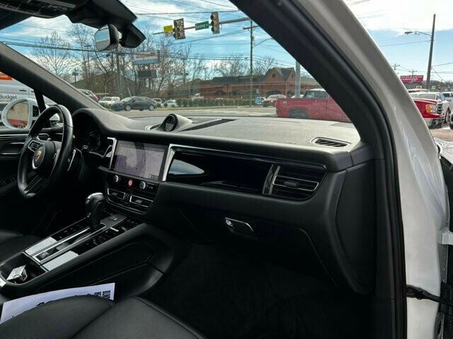 2024 Porsche Macan MSRP$89730/PremiumPlusPkg/PanoramicSunroof/LaneChangeAssist - 22969055 - 22