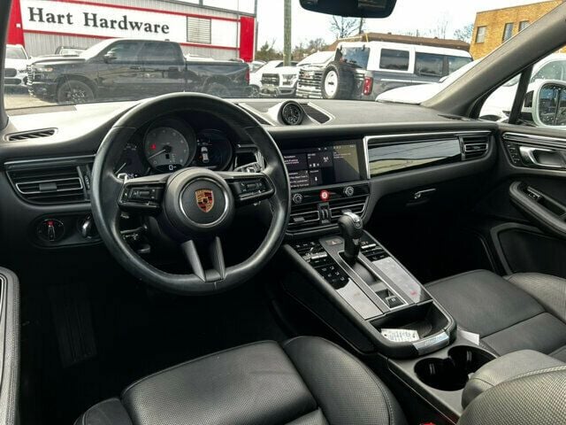 2024 Porsche Macan MSRP$89730/PremiumPlusPkg/PanoramicSunroof/LaneChangeAssist - 22969055 - 29
