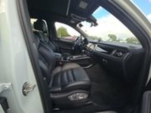 2024 Porsche Macan MSRP$89730/PremiumPlusPkg/PanoramicSunroof/LaneChangeAssist - 22969055 - 8