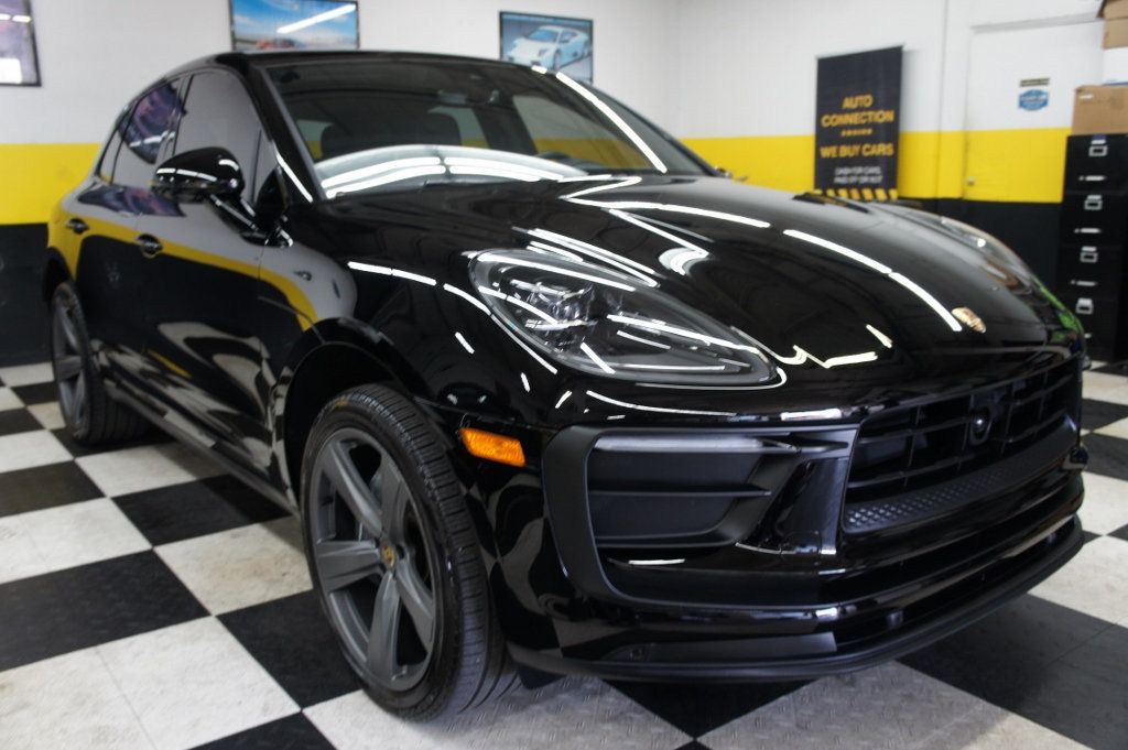 2024 Porsche Macan GTS photo 13