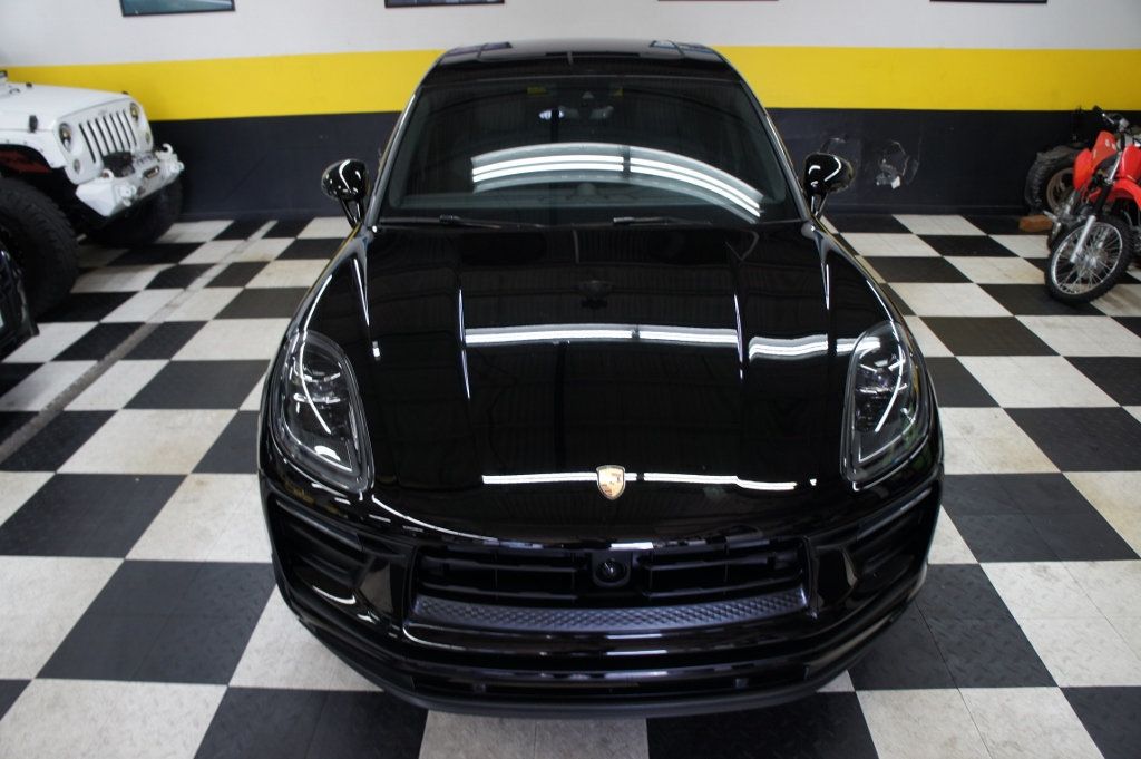 2024 Porsche Macan GTS photo 16