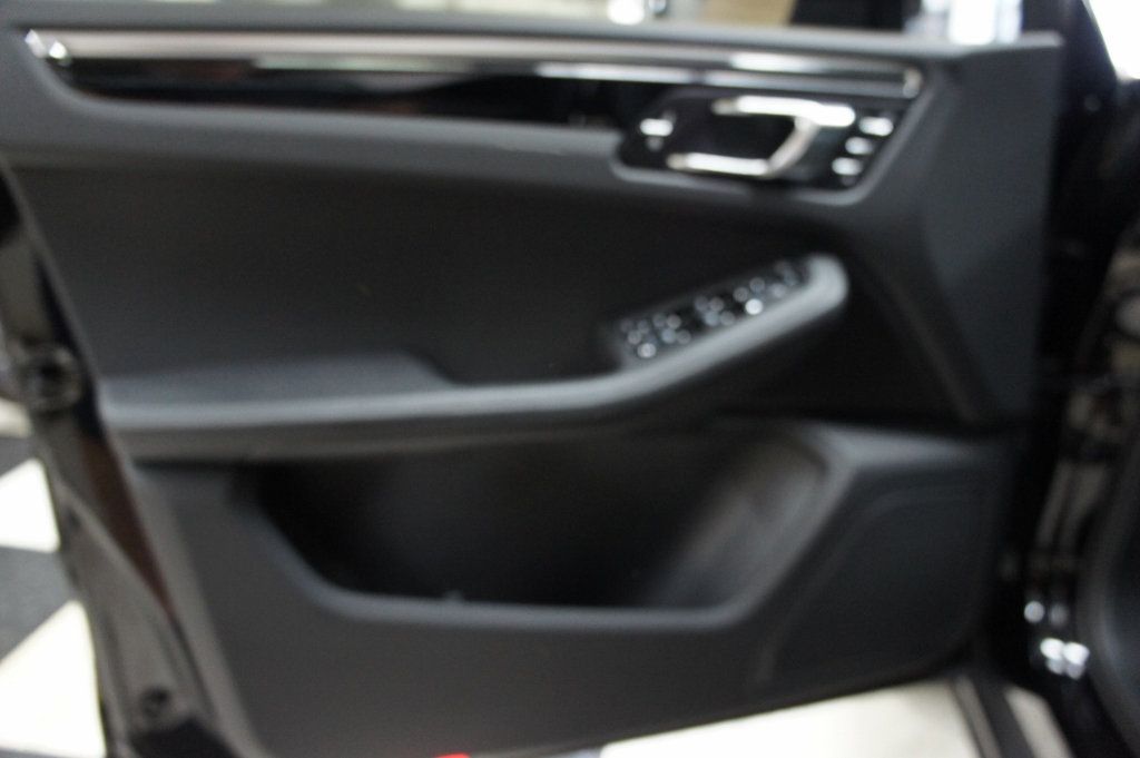 2024 Porsche Macan Premium Plus package, 21" Rims - 22882558 - 28