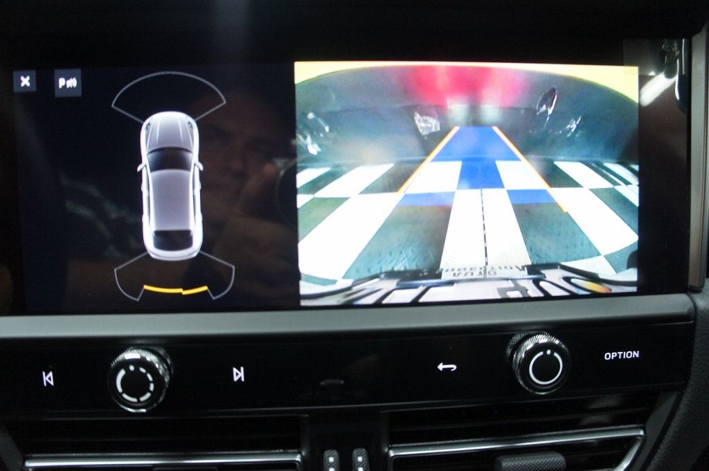 2024 Porsche Macan Premium Plus package, 21" Rims - 22882558 - 38