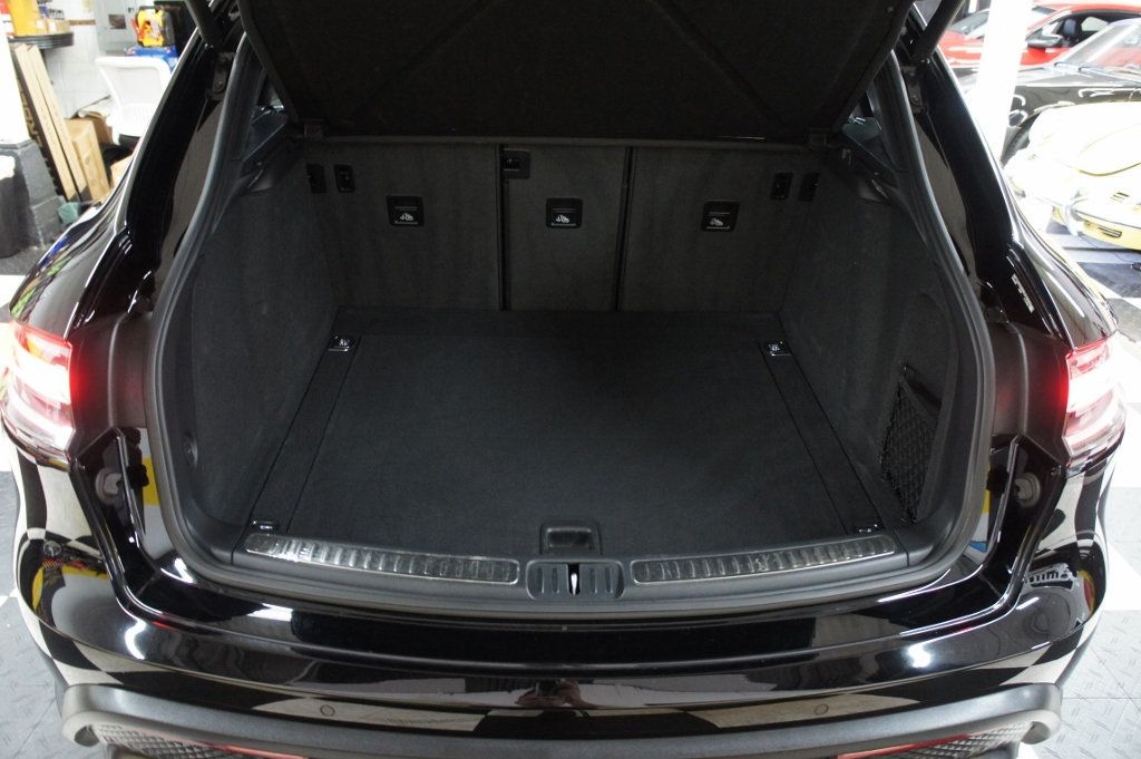 2024 Porsche Macan Premium Plus package, 21" Rims - 22882558 - 44