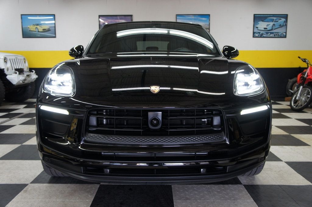 2024 Porsche Macan GTS photo 46