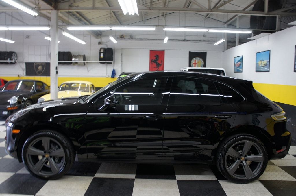 2024 Porsche Macan GTS photo 9