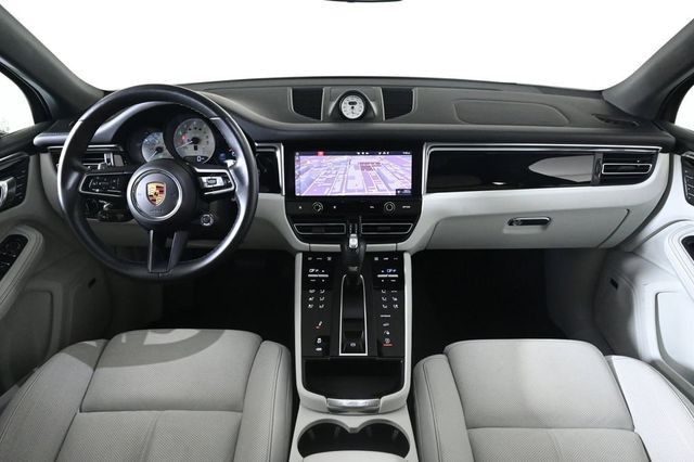 2024 Porsche Macan S - 22975699 - 11