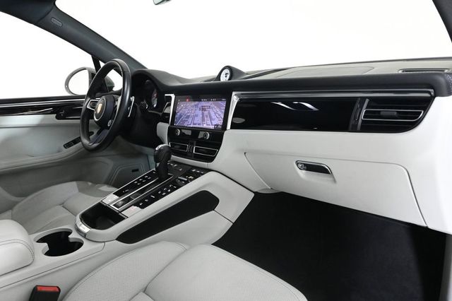 2024 Porsche Macan S - 22975699 - 17