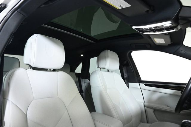 2024 Porsche Macan S - 22975699 - 25