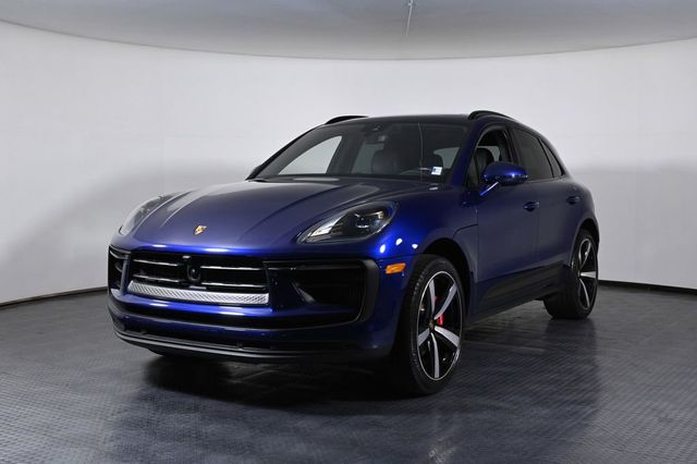 2024 Porsche Macan S - 23030506 - 0
