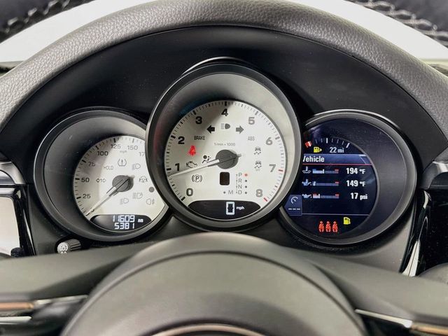 2024 Porsche Macan S - 23064151 - 12