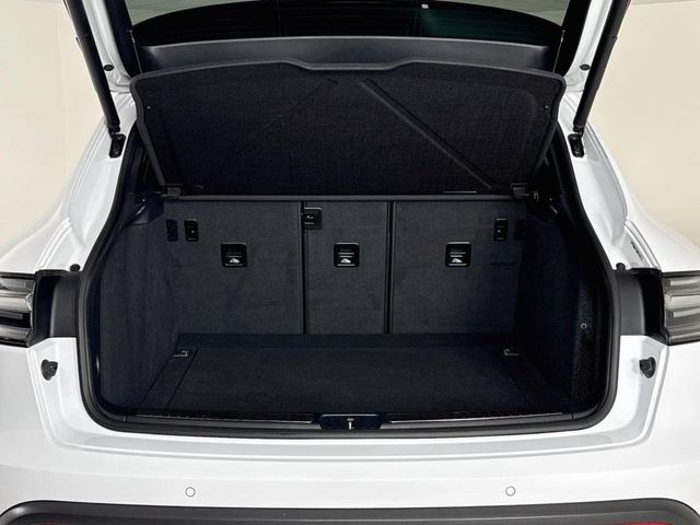 2024 Porsche Macan S - 23064151 - 28