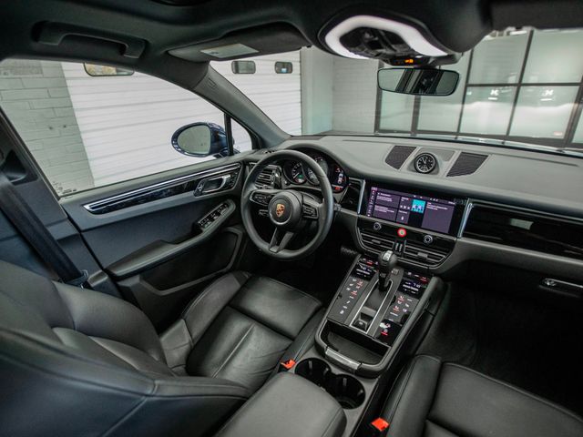 2024 Porsche Macan S - 22947810 - 16