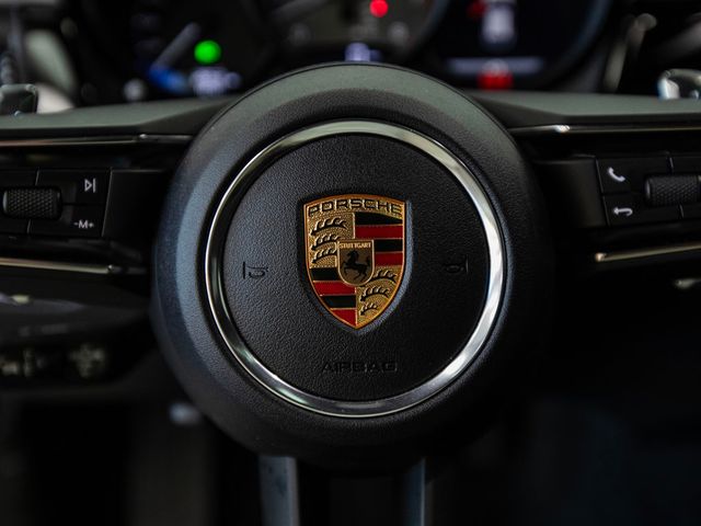 2024 Porsche Macan S - 22947810 - 19