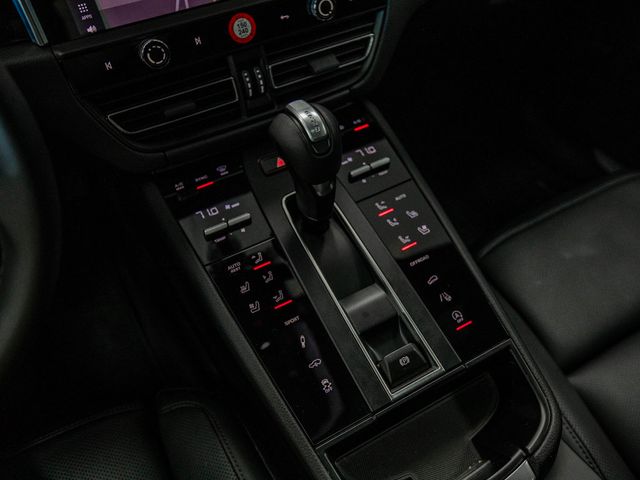 2024 Porsche Macan S - 22947810 - 22