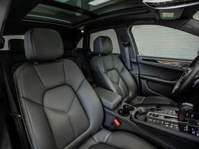 2024 Porsche Macan S - 22947810 - 26