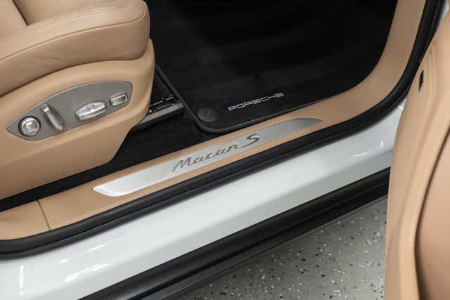 2024 Porsche Macan S - 23072642 - 10