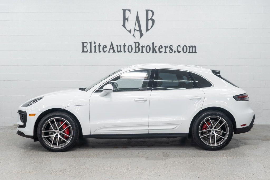 Porsche Macan photo 2