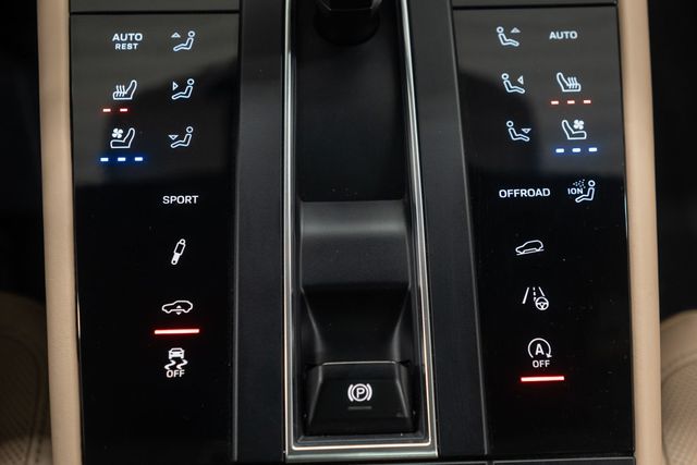 2024 Porsche Macan S - 23072642 - 27